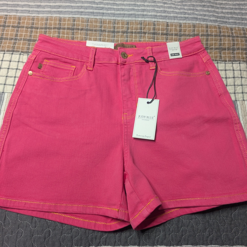 Judy Blue Magenta High-Waisted Jean Shorts Size Large